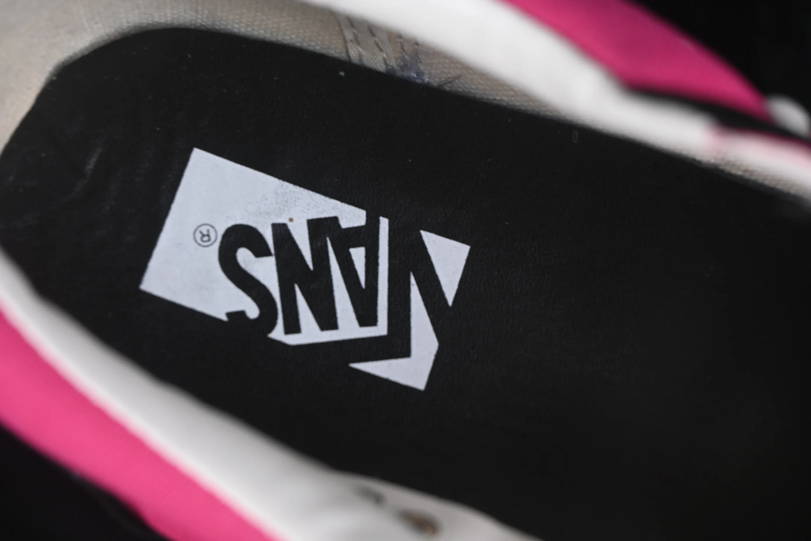 All categories Vans Vans series Vans Low Vans low top Vans Old Skool Vans low-top casual skateboard shoes VN000E8VHLE